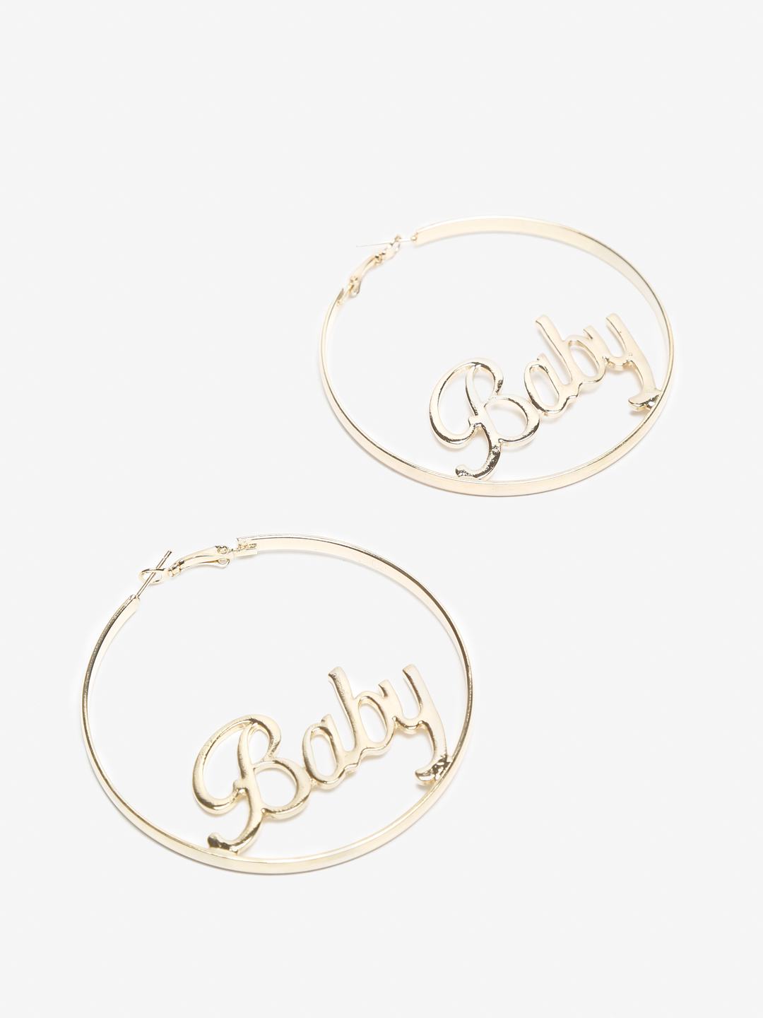 YouBella
Red & Silver-Toned Contemporary Hoop Earrings