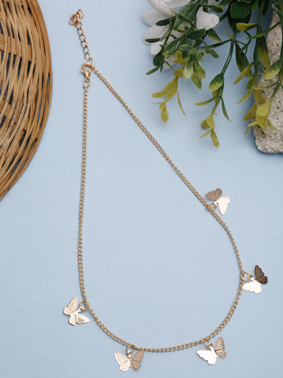 YouBella 
Gold-Toned Gold-Plated Necklace