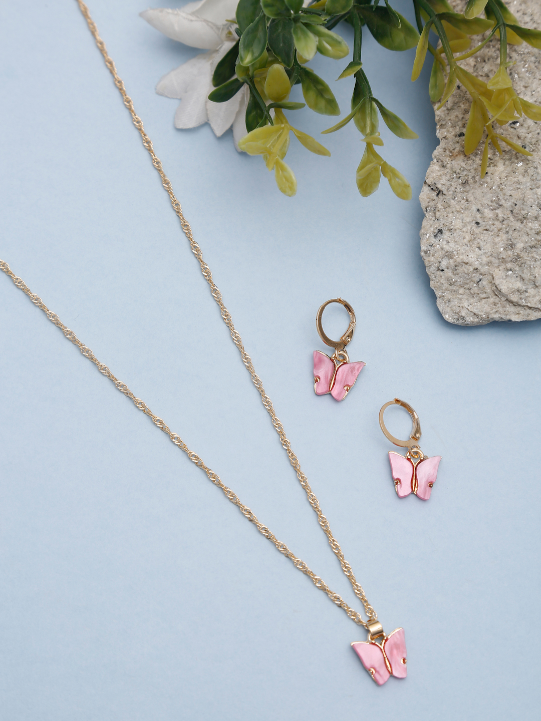 YouBella 
Gold-Plated Pink Butterfly-Shaped Jewellery Set