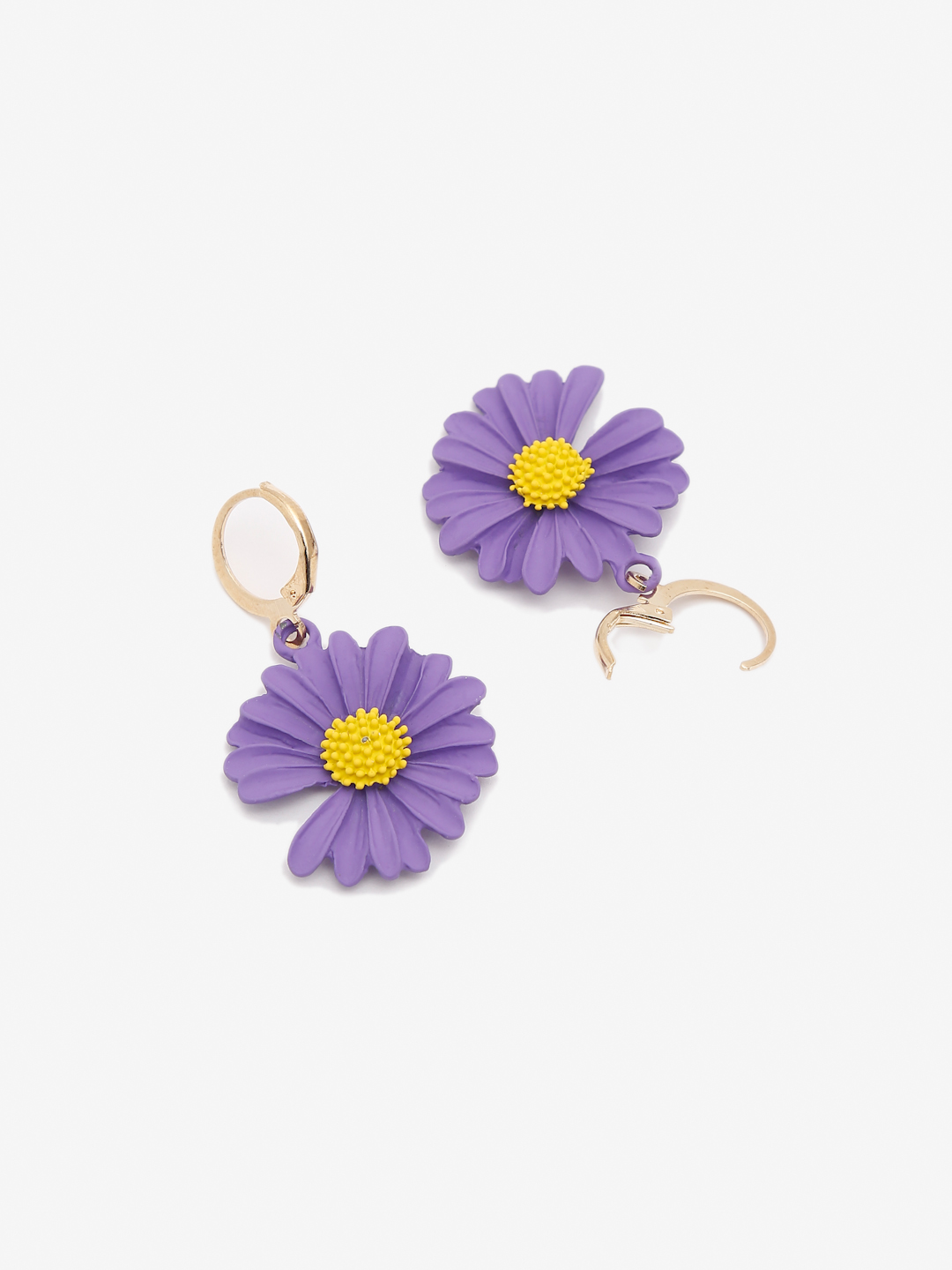 YouBella 
Gold-Plated Purple & Yellow Floral-Shaped Jewellery Set