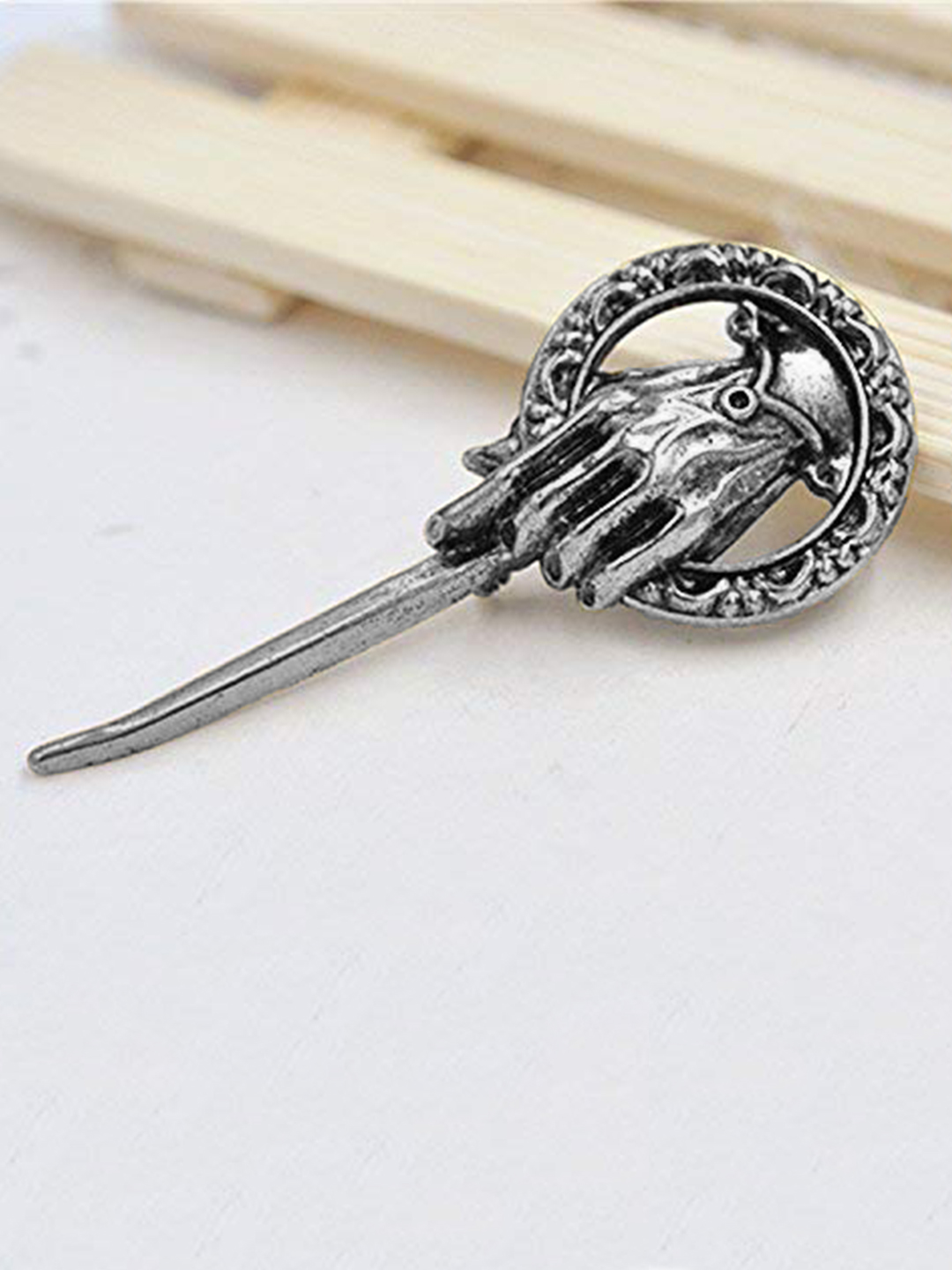 YouBella Jewellery Latest Stylish Crystal Unisex Leaf Brooch for Women/Girls/Men (Silver)