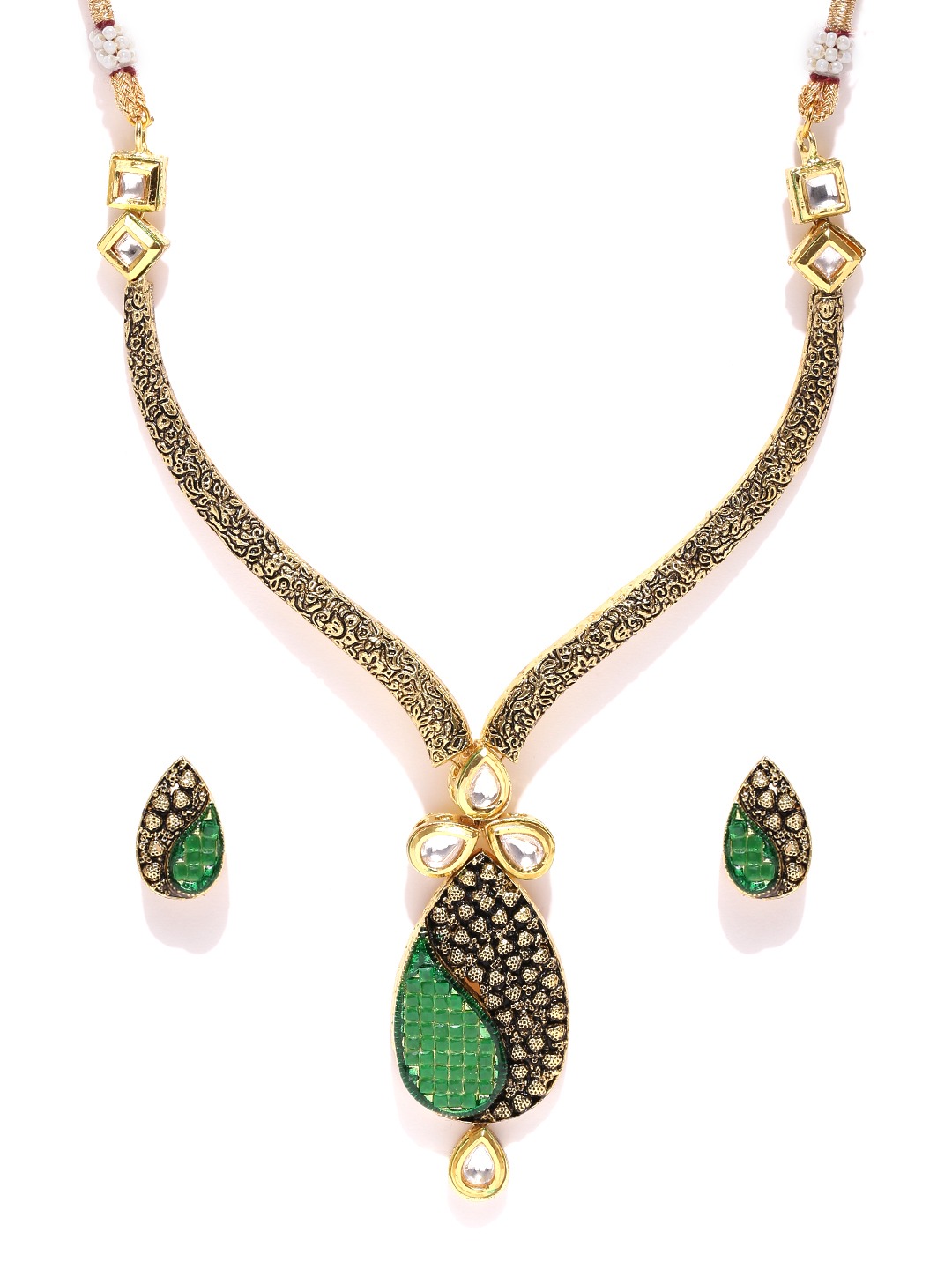 YouBella Gold-Toned  Black Stone-Studded Textured Jewellery Set