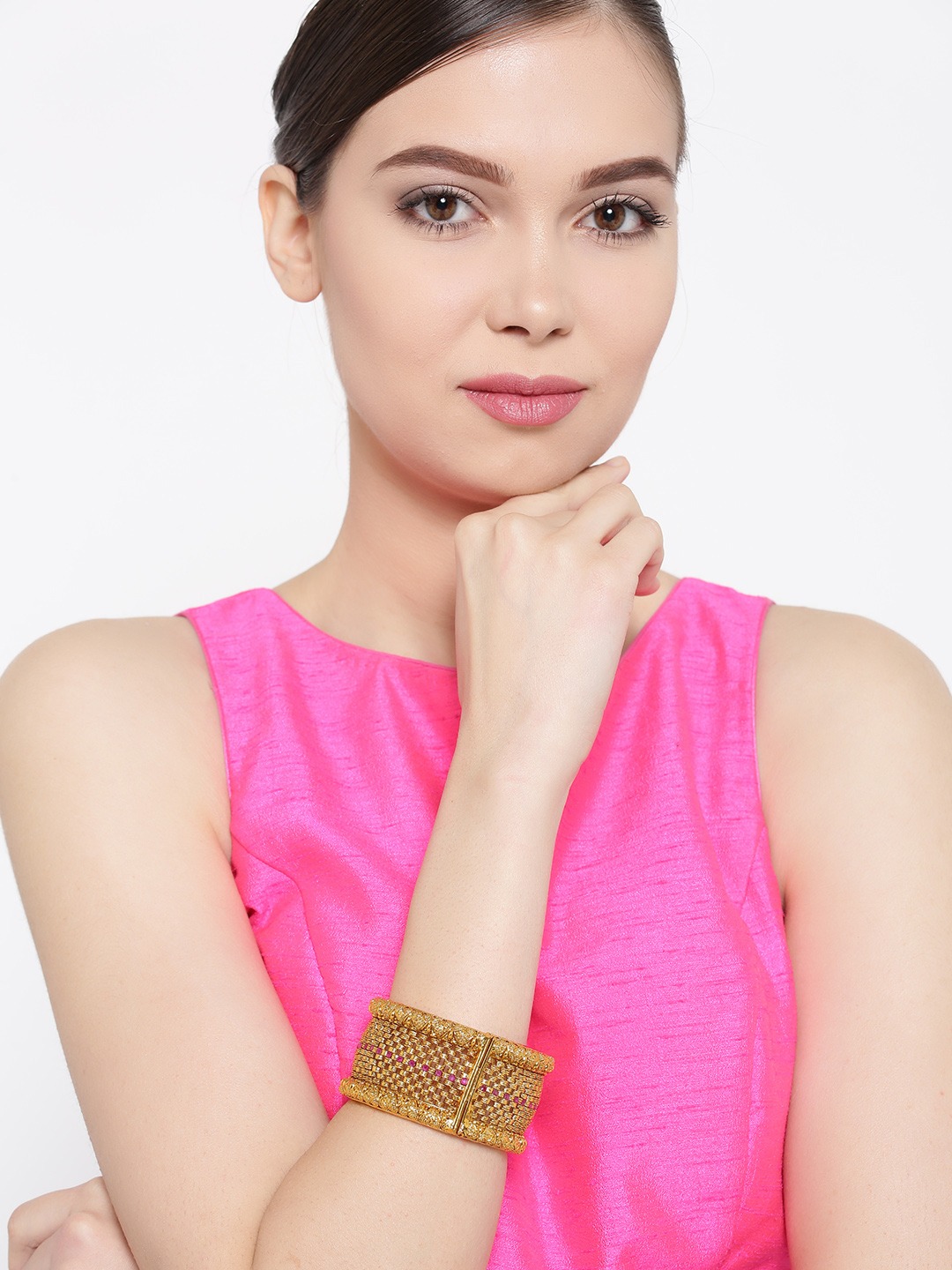 YouBella Set of 2 Gold-Toned Textured Stone-Studded Bangles