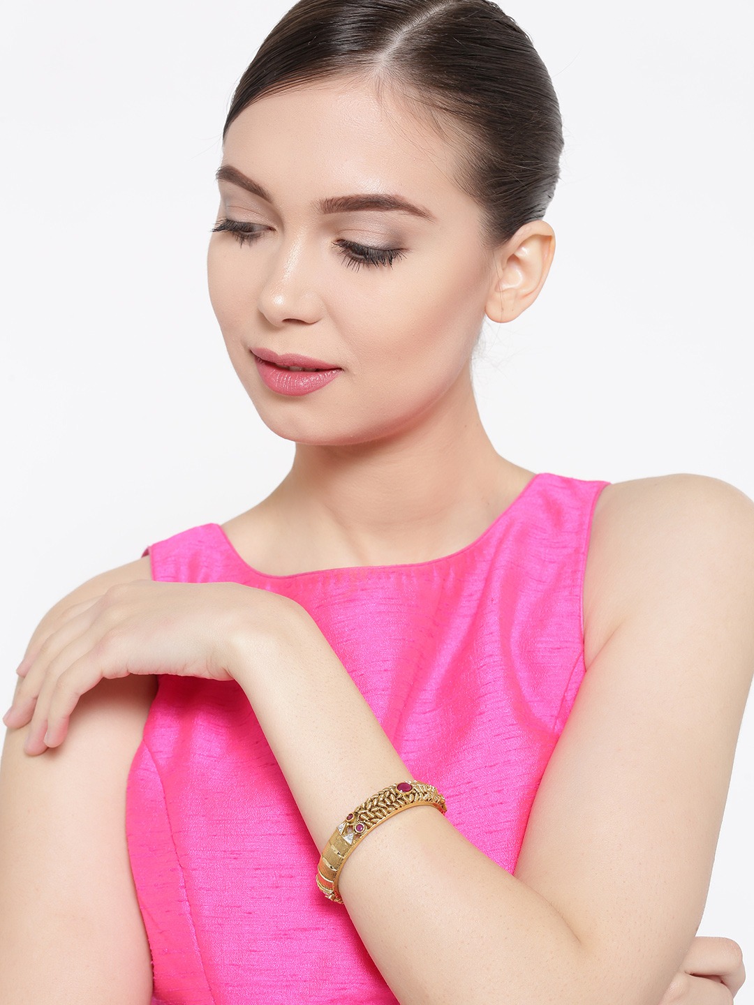 YouBella Set of 2 Gold-Toned  Pink Textured Stone-Studded Bangles